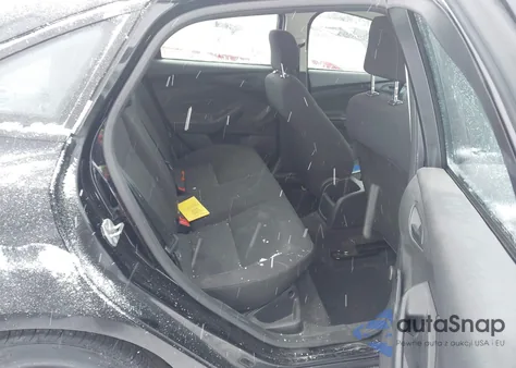 2017 Ford Focus S из США, поврежденный, VIN 1FADP3E20HL332075